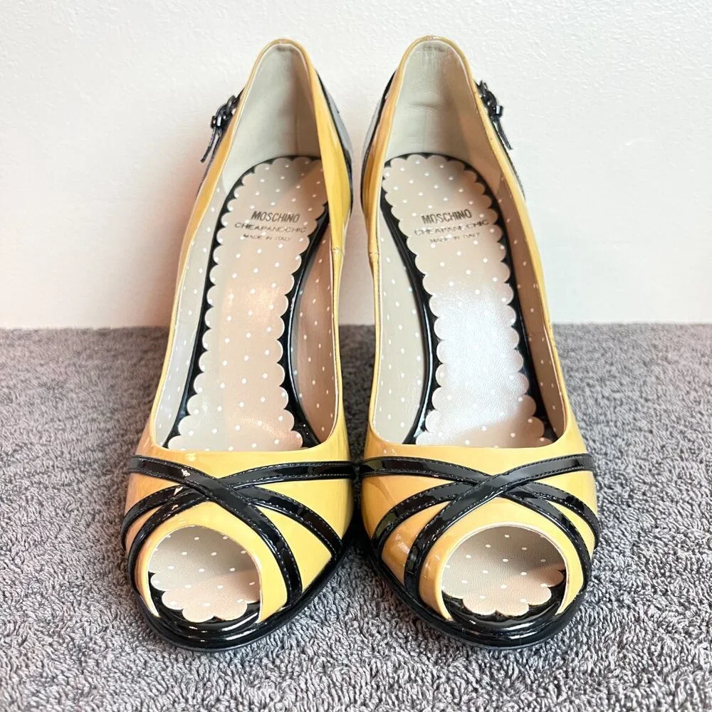 Moschino Womens Size 40.5 Black Tan Patent Leather‎ Peep Toe Heels Pumps Shoes